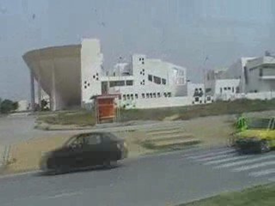 MOV015