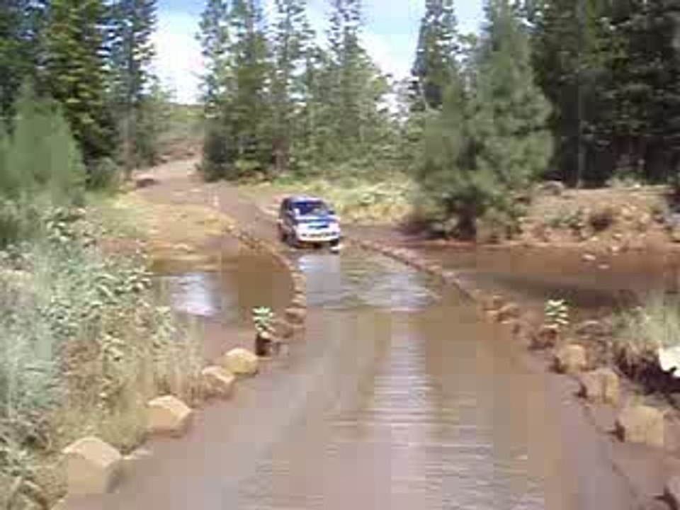 passage d'un rivière avec titine !!!