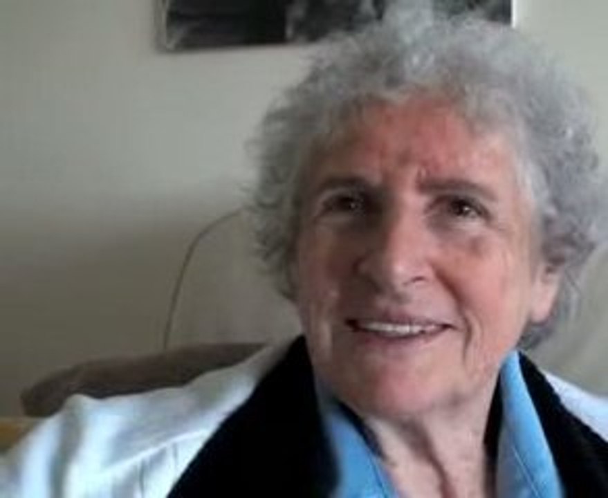 JULIE rush - clip-2009-02-17 01;29;32