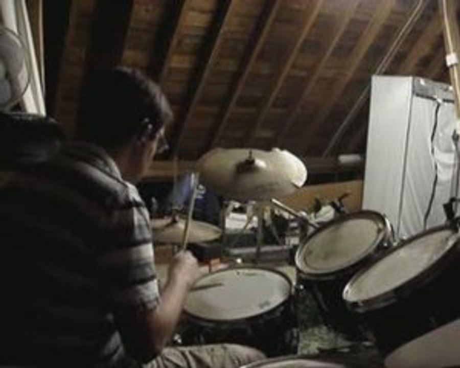 Me Drumming (Mase - Feel So Good)