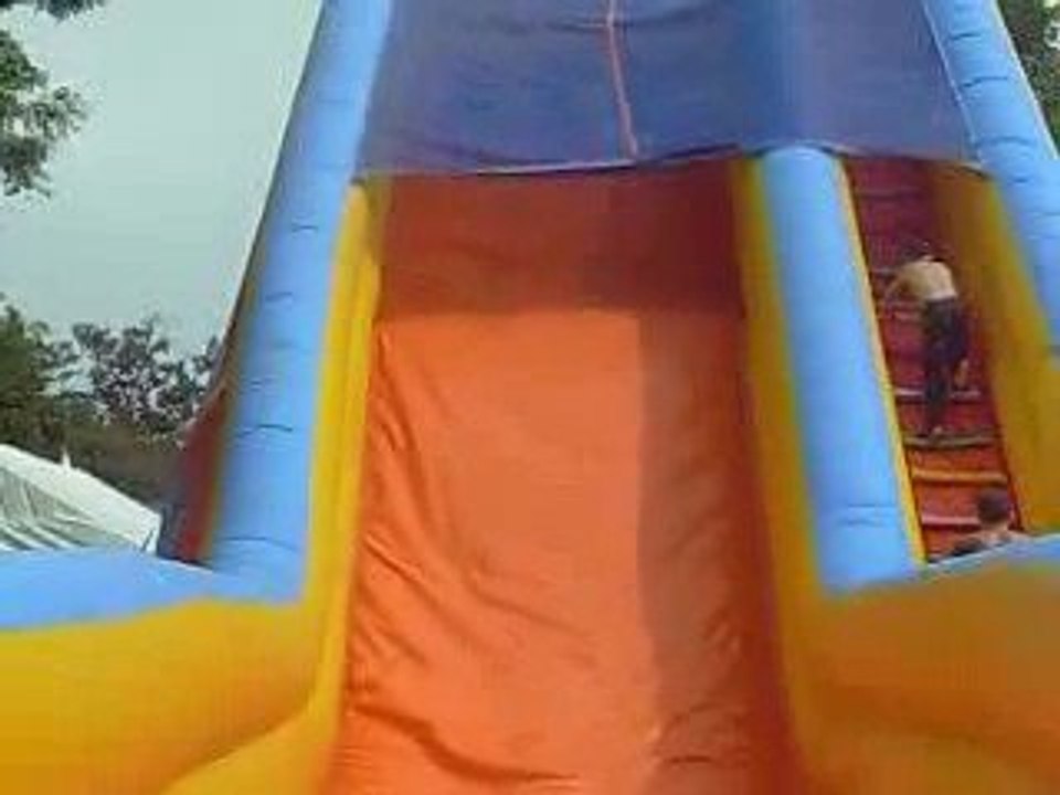 Clément, Pauline & Louise Base Plein Air.