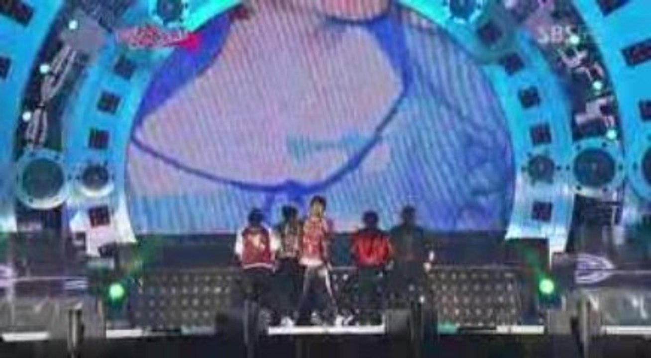 A'ST1 and SHINee