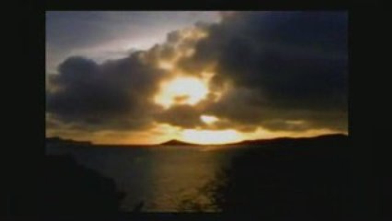 Famille XERRI aux grenadines °°VF Production°°