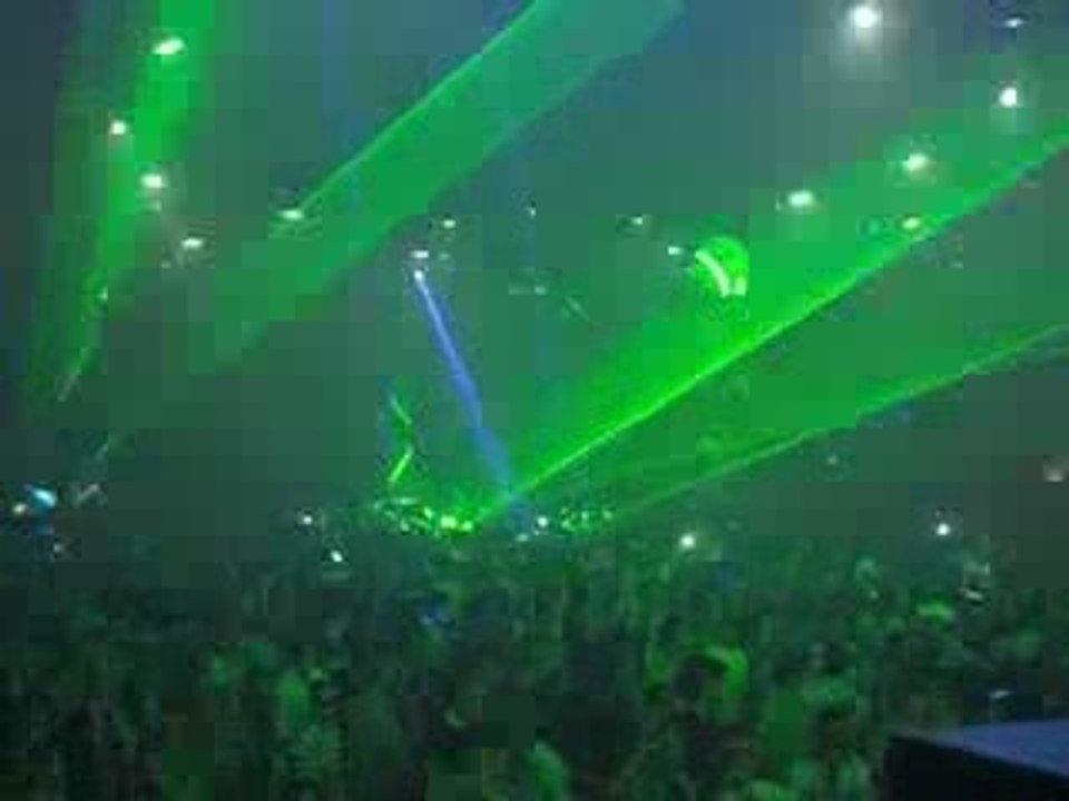 Thunderdome Fight Night - Lancer d'un ballon Trip & Teuf