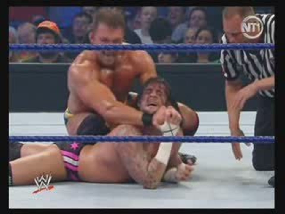 catch attack smackdown 23/05/09 part 1