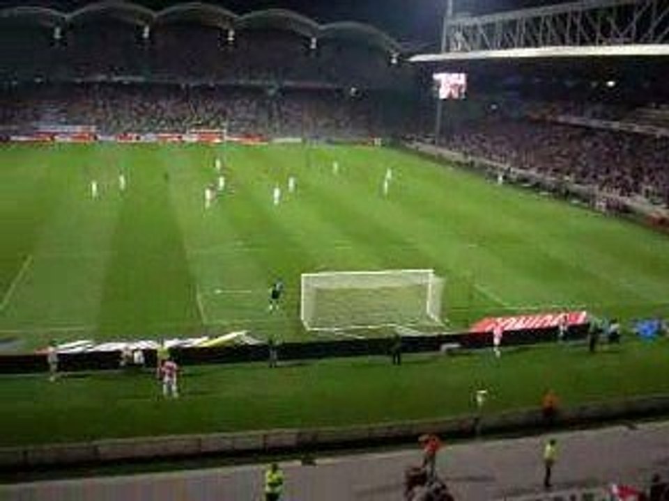 Lyon - Caen Sortie de Juninho