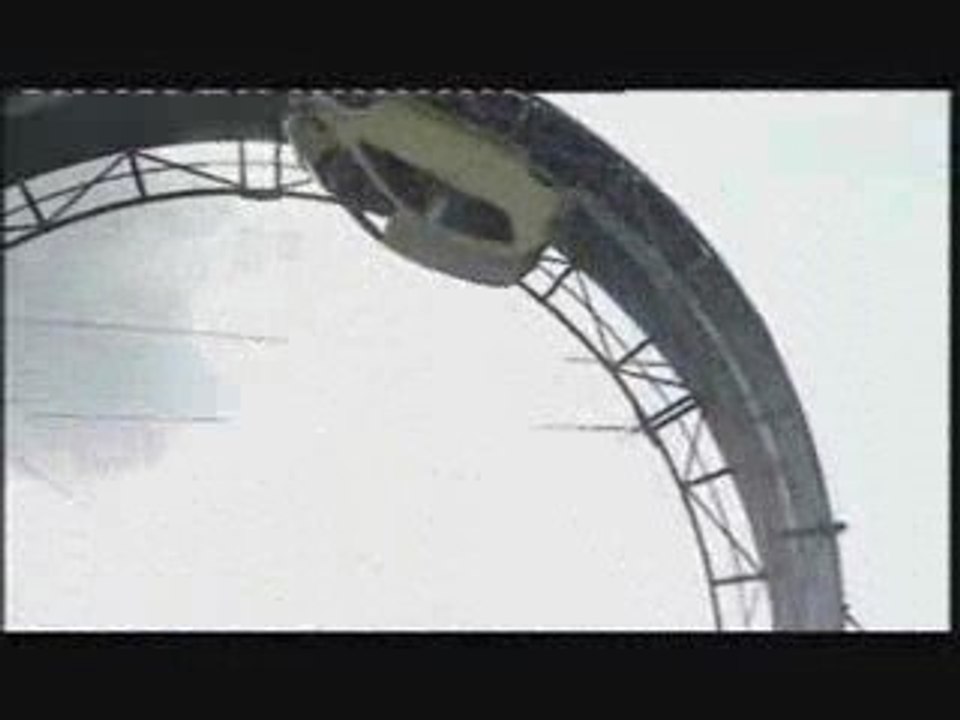 Loop-the-loop car stunt
