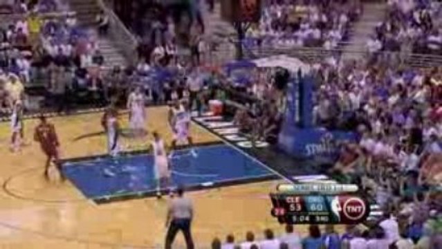 LeBron James scored 41 points and had 9 assists in Game 3 ag