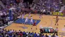 Zydrunas Ilgauskas finds LeBron James for the circus-shot la