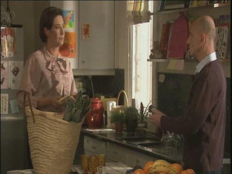 Déformations professionnelles (M6) : Le fonctionnaire