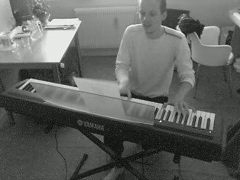 daran & les chaises dormir dehors piano