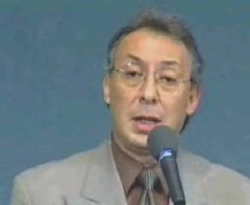 The Disclosure Project press conference in 2001 2/6