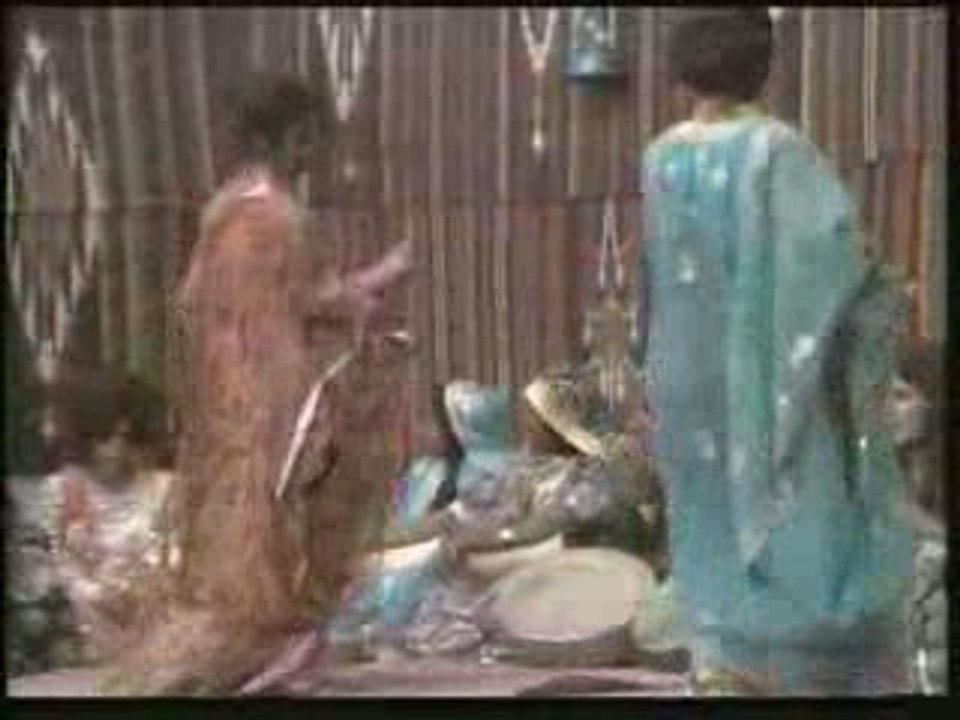 LAYLA 3ABDAL3AZIZ - AL ASMARANIYYA