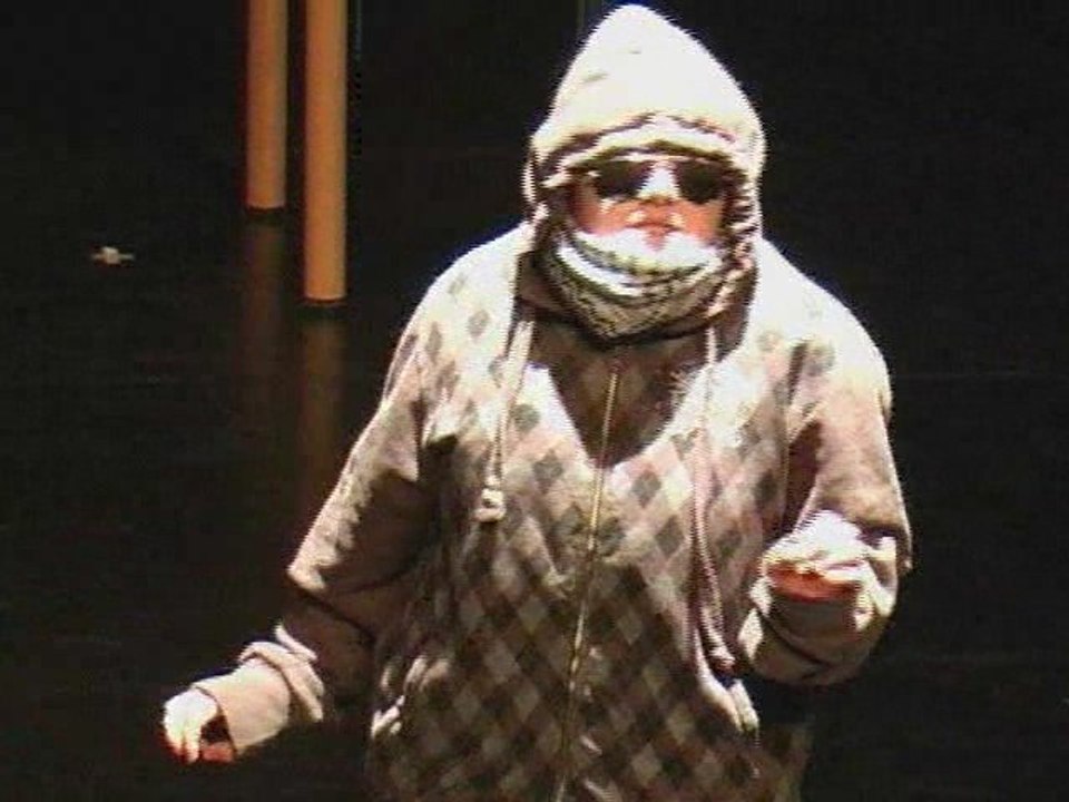 Théâtre 09 - Débrayage (Rémi De Vos) 4/5