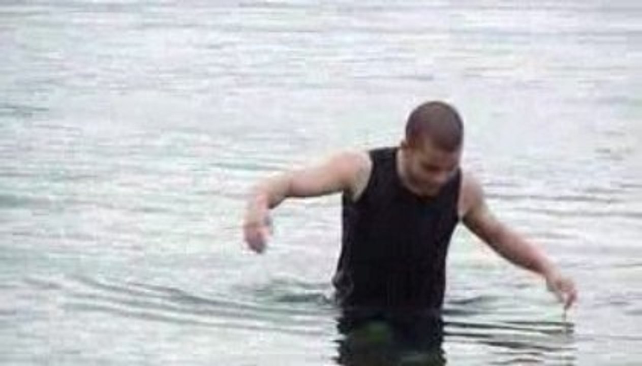 AMTAO:  Amy et Nassib font mumuse dans l'eau