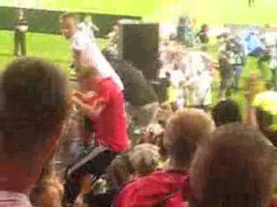 100ème but Lyonnais de Juninho