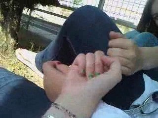 fausse couzine pompom et moi