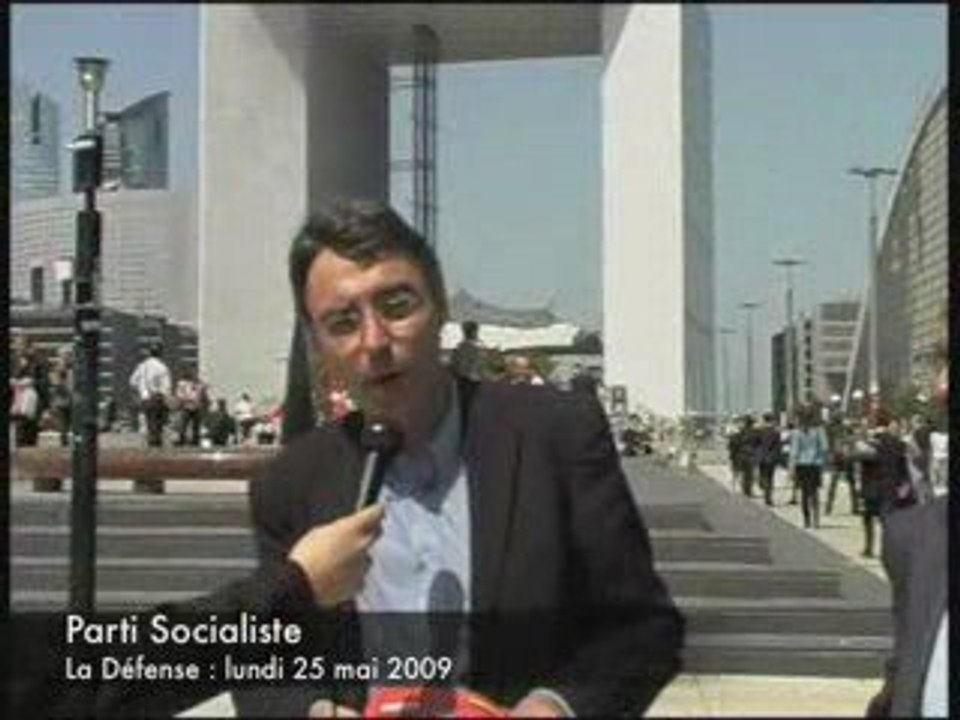 Interview de Pascal Buchet à la Défense le 25 mai 2009