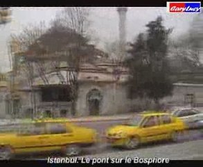 Istanbul. Le pont sur le Bosphore.