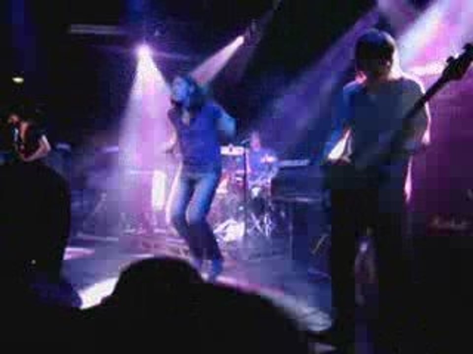 Kasabian - Stuntman 25.05.09 Trabendo