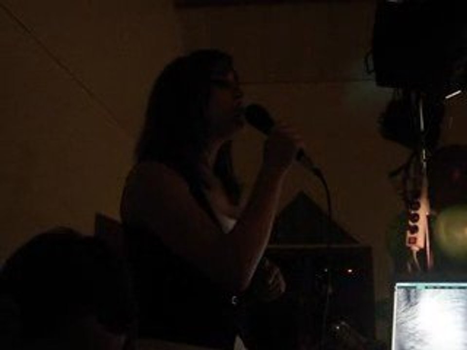 charlene qui chante du Celine Dion