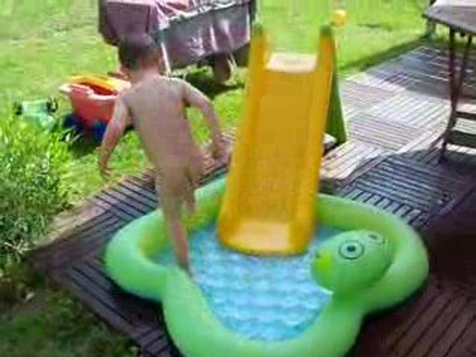 Le 24 mai 2009, piscine