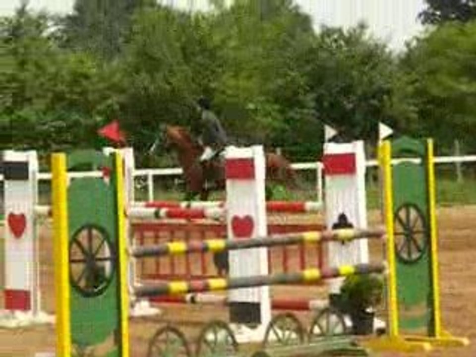 MILOU DE LA BELLE - DOUE LA FONTAINE  24 05 2009