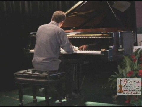 FMCBR 2009 - Hakim Boudaa - Piano 16 ans