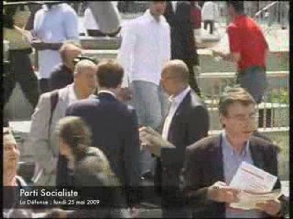RENCONTRE À LA DÉFENSE, AVEC HARLEM DÉSIR ET BENOÎT HAMON
