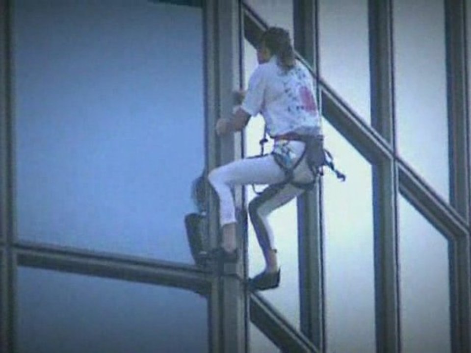 Alain ROBERT tour ELF en 1999.