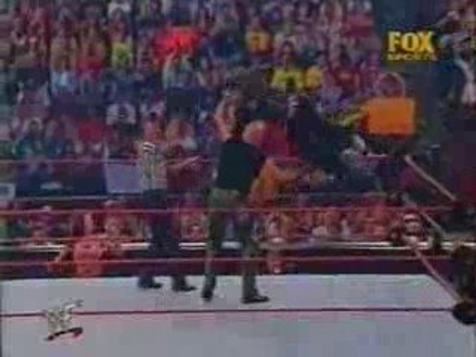 WWF Raw is War 2001-Matt Hardy vs Albert ( European Title)