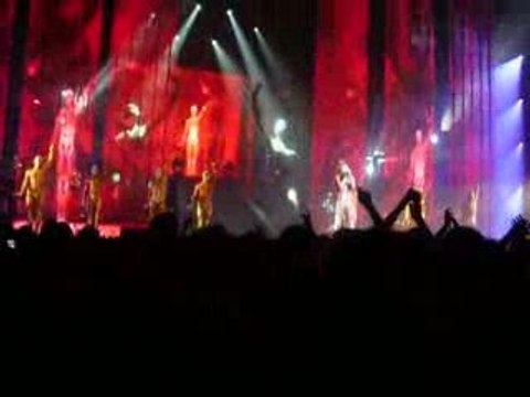 Mylene Farmer Je m'ennuie Live Zenith de Nantes le 24 mai 09