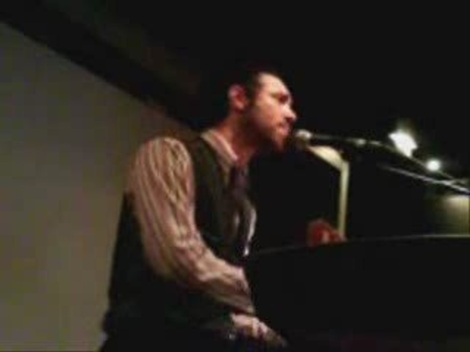 Charlie Winston en showcase à la Fnac de Bordeaux le 27 mai