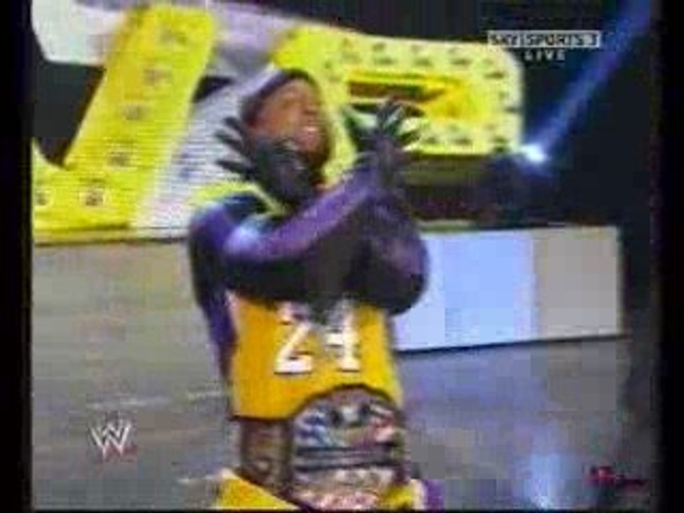 [花邊] 湖人vs金塊（WWE）