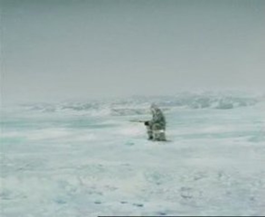 Ice_Fishiing_in_Alaska