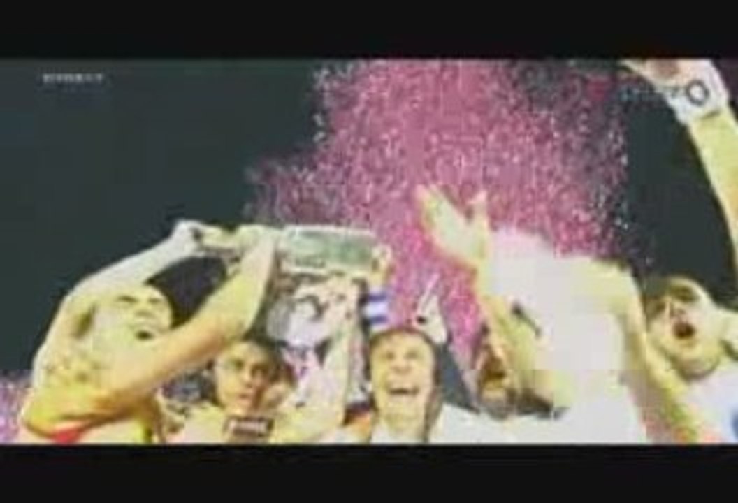 Juninho passé 8 ans à l'olympique Lyonnais - Hommage OLTV