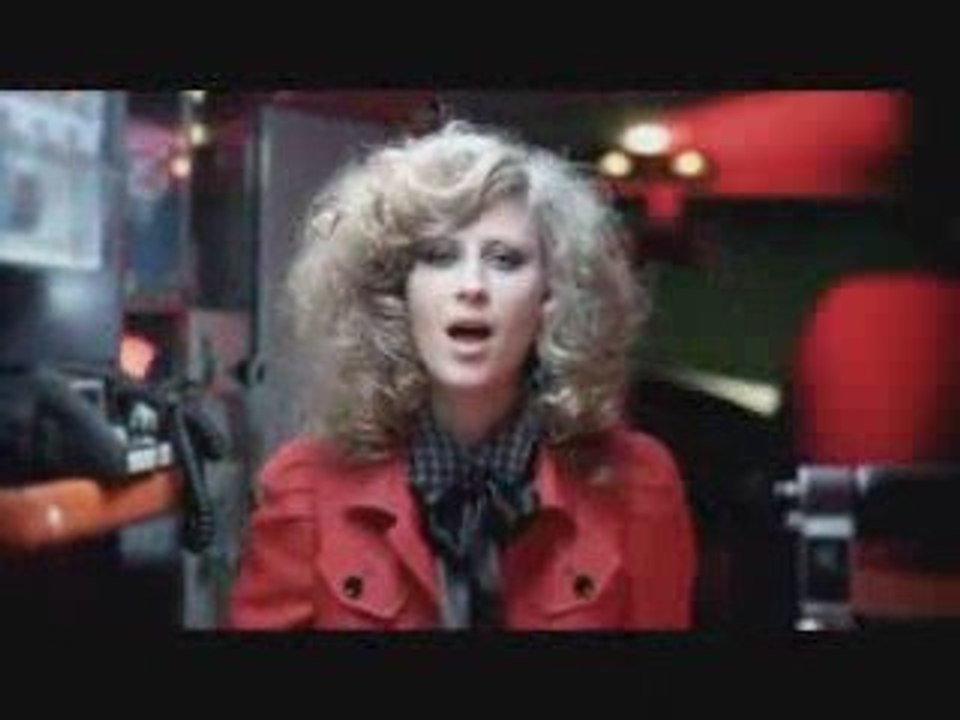 Emilie Krepel - un peu  -  טיפה     -  אמילי קרפל