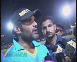 Celebs play cricket match for cancer a cause !!