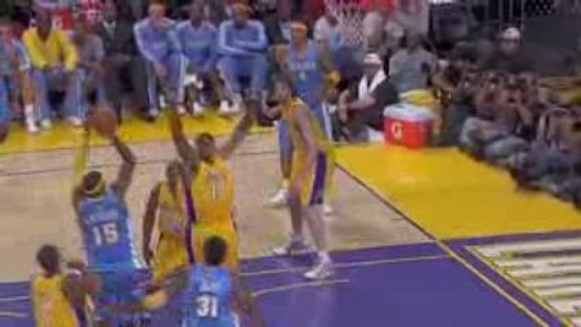 Lamar Odom and Pau Gasol discuss the team's offensive and de