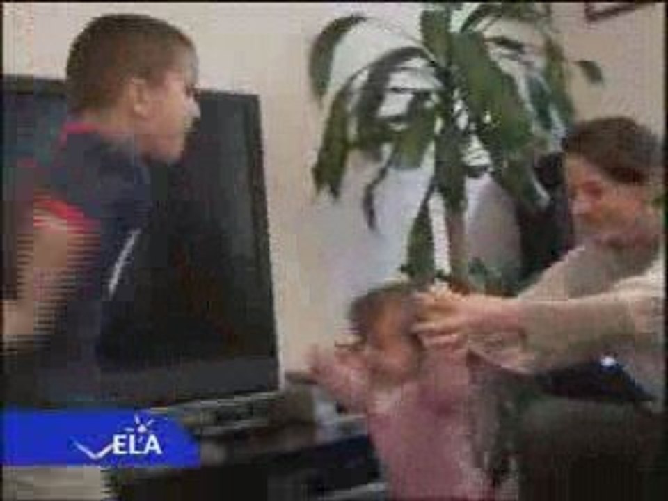 Azylis atteinte de leucodystrophie - ses parents témoignent