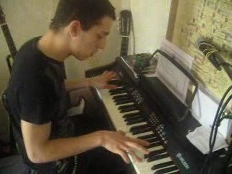 Une de mes dernières compositions - Piano