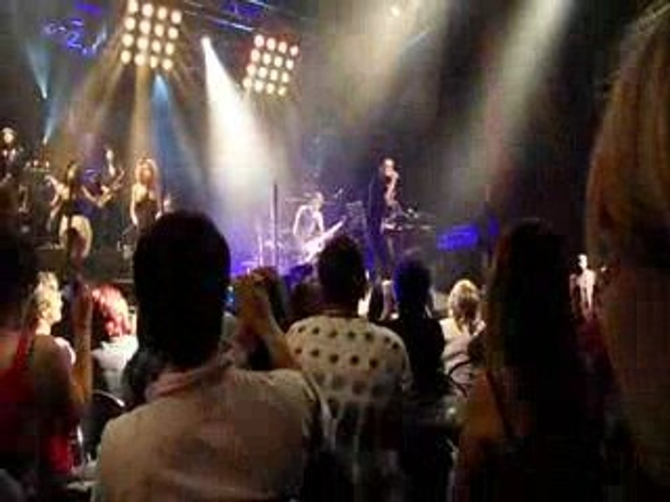 L'homme en noir - Christophe Willem