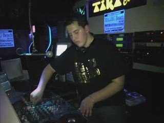 Britney spears- Womanizer ( DJ Gerem' bootleg )