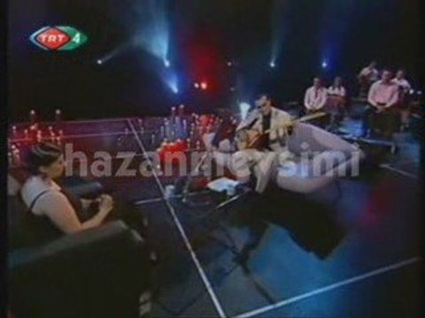 Cengiz ÖZKAN / Bir Ay Doğar İlk Akşamdan Geceden