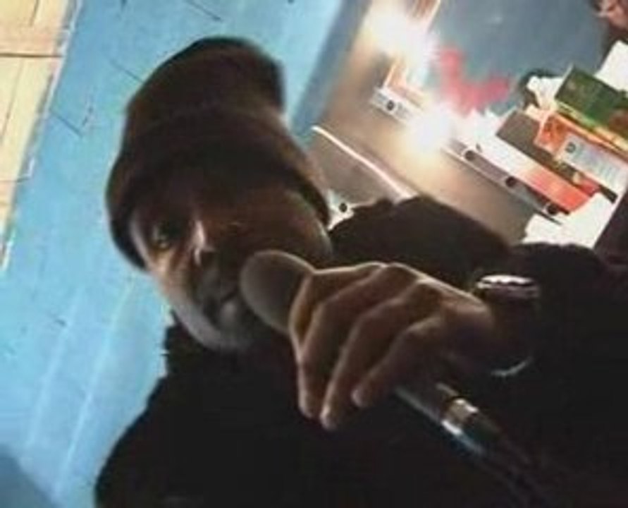 Roi Heenok Live Report & Interview