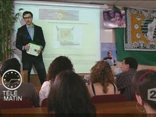 le XO laptop sur Télématin pour le projet Nosy Komba