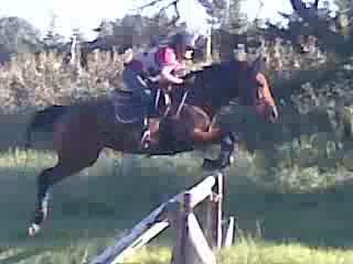 Léna et Roselyne au cross de Val Marie