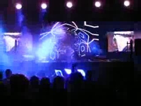 les boucles etranges spiral invasion 2009