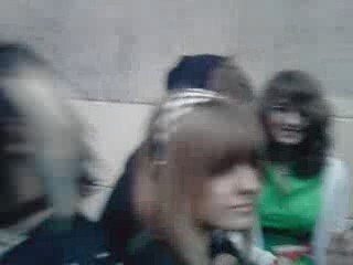 Fille d'attente du concert d'AN CAFE ( par Anna )