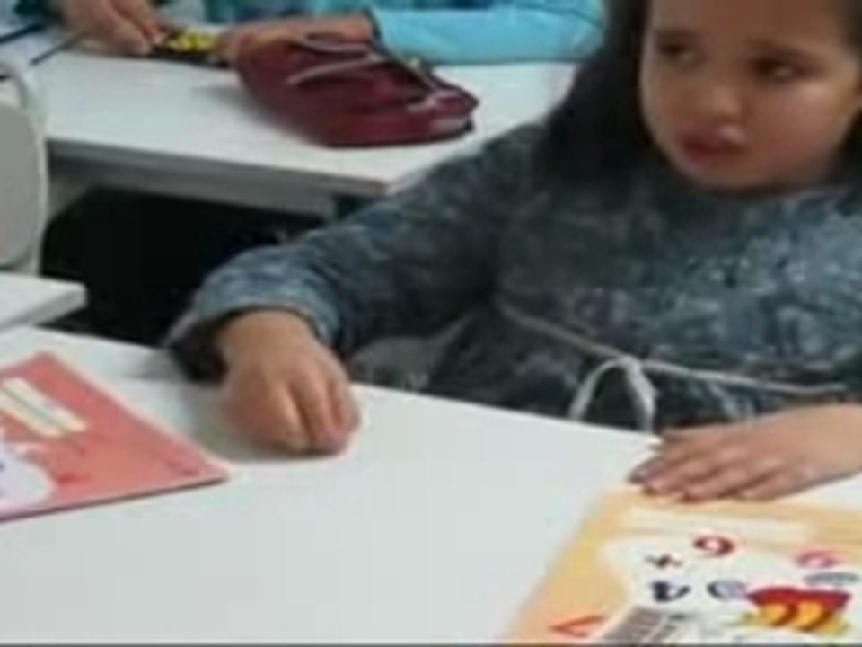 Malla le3ib... 3alla tarika ell yabaniya